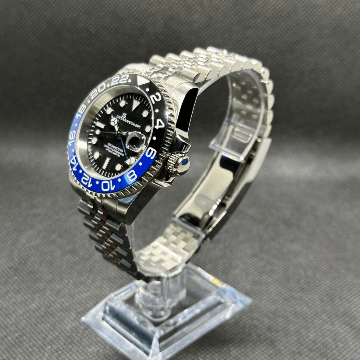 GMT Mod "Batgirl" Dive Watch - Medford Mods