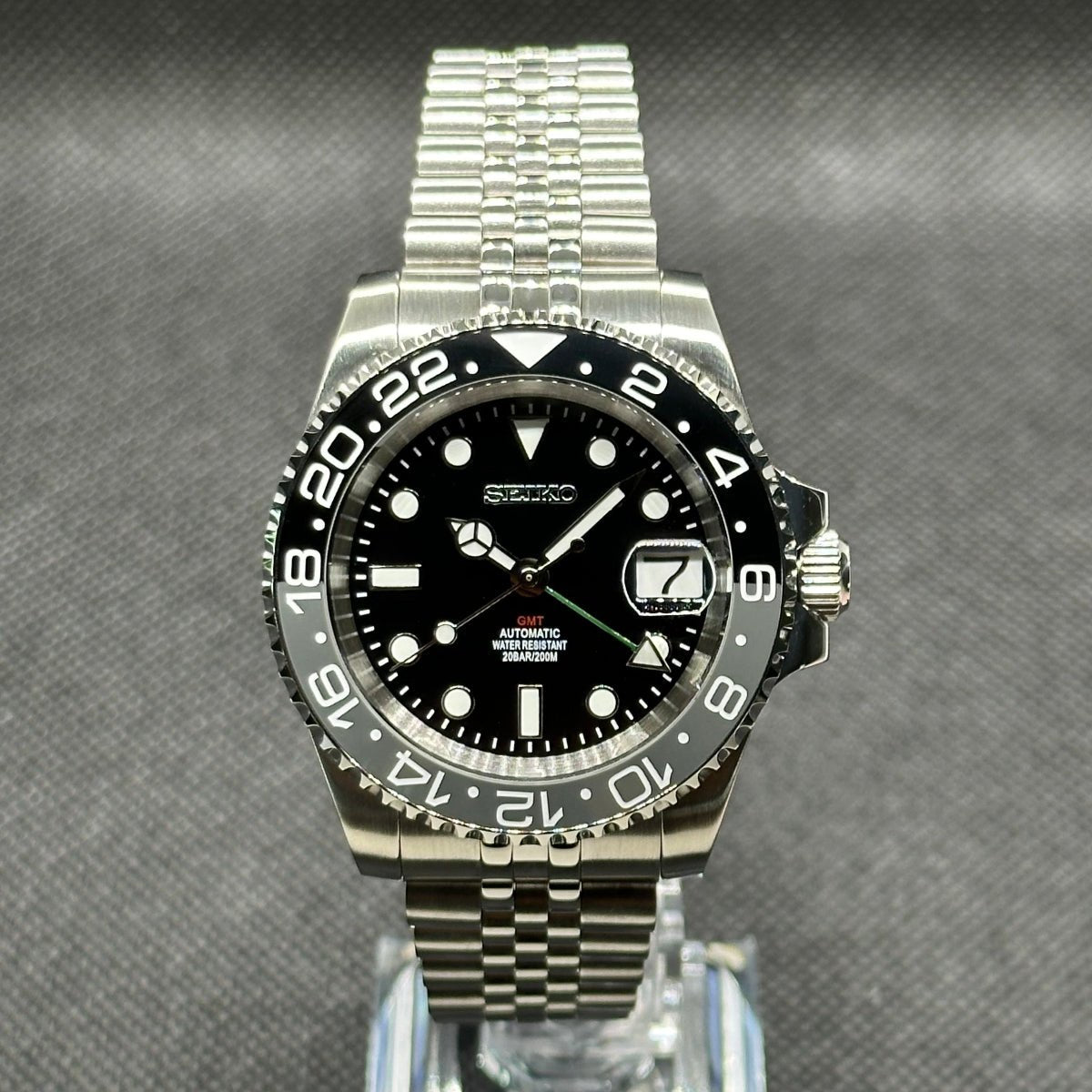 GMT Mod "Bruce Wayne" Watch (Metallic Logo) - Medford Mods