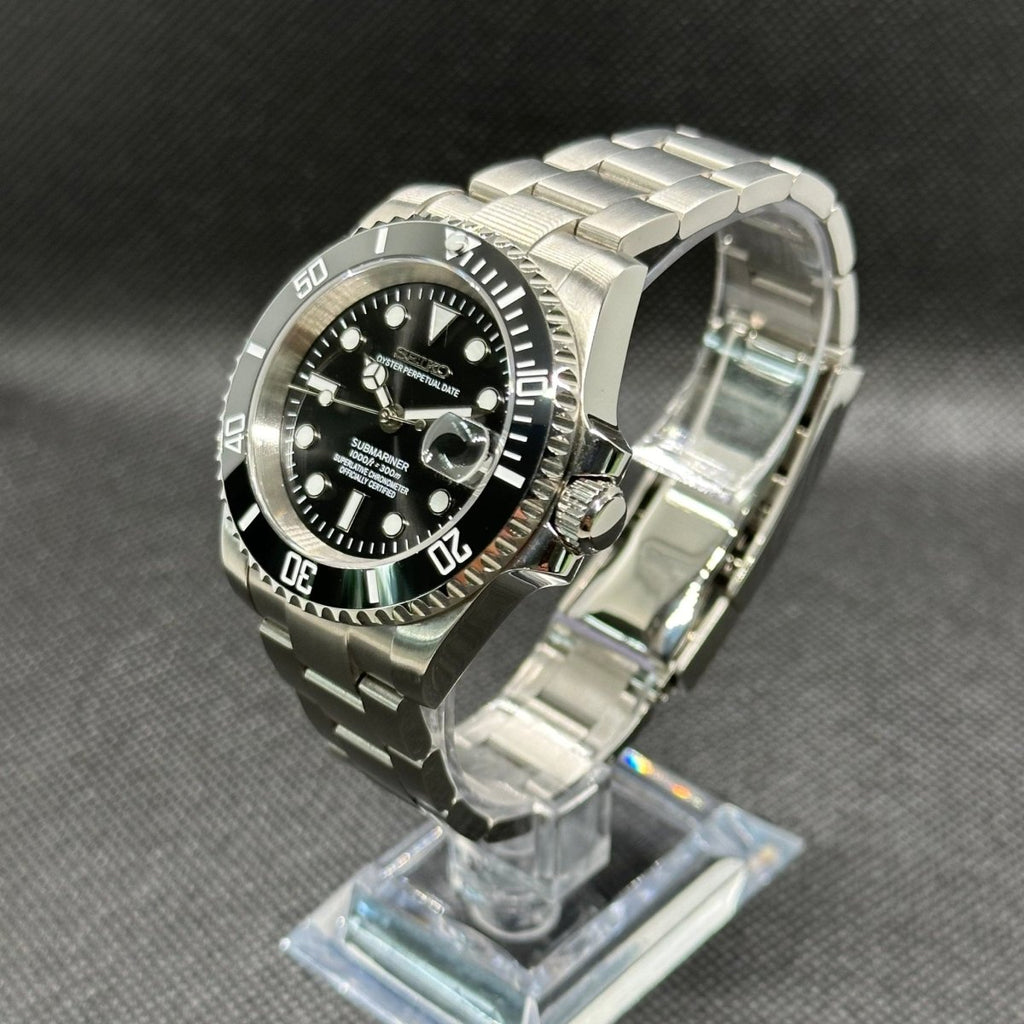 Submariner Mod "Date" Dive Watch - Medford Mods