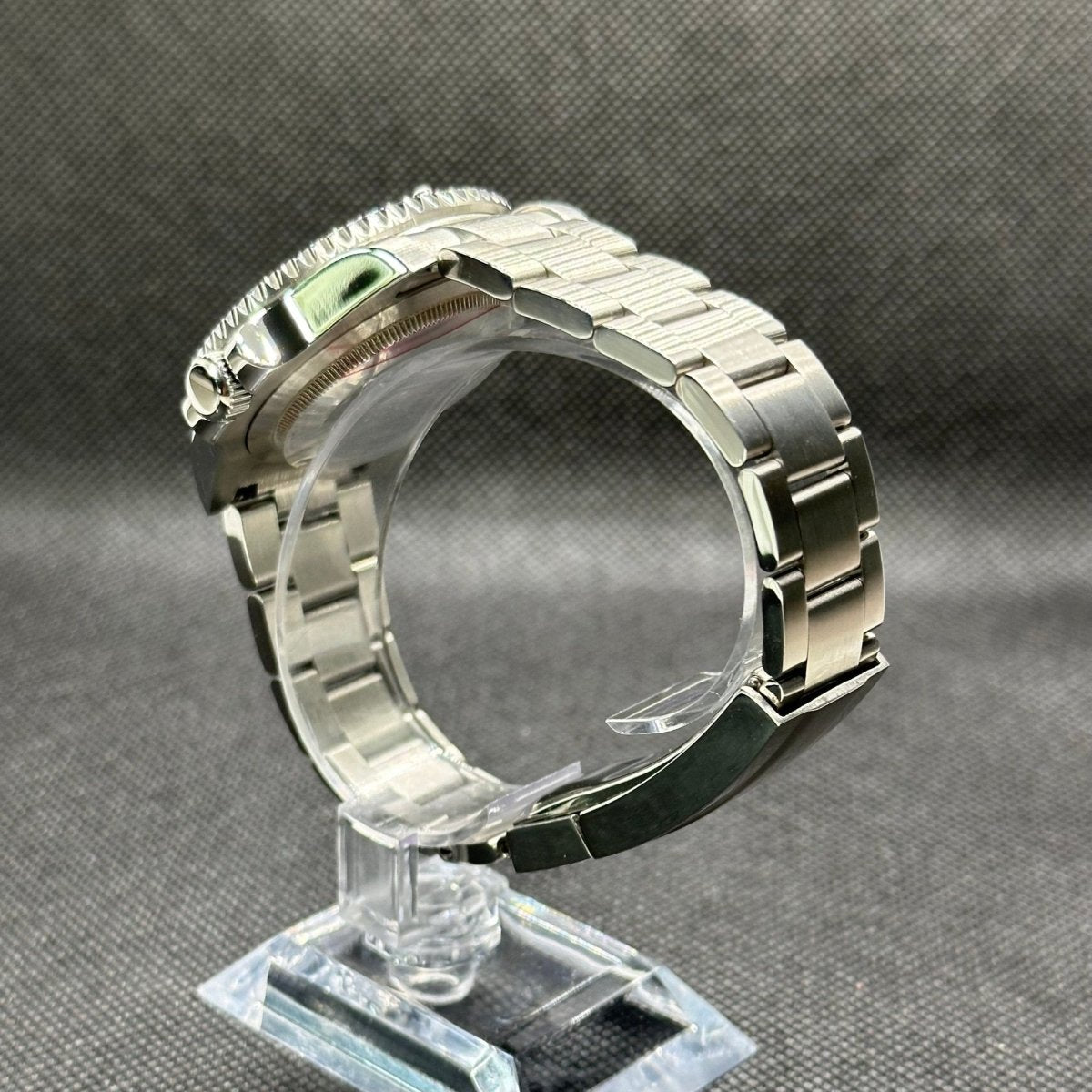Submariner Mod "Smurf" Dive Watch - Medford Mods