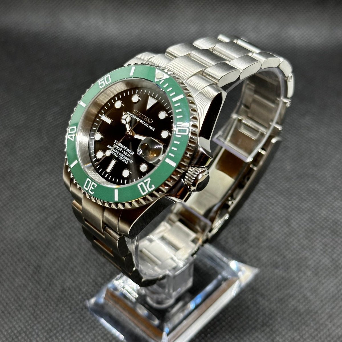 Submariner Mod "Starbucks" Dive Watch - Medford Mods